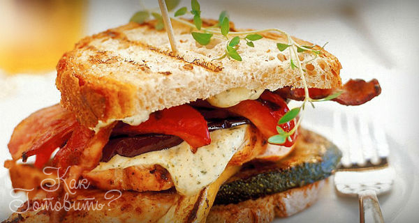 Клубный сэндвич с беконом