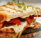 Клубный сэндвич с беконом
